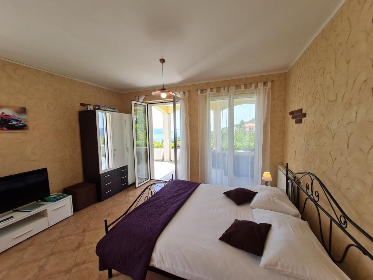 Apartman En Мощеничка-Драга Экстерьер фото