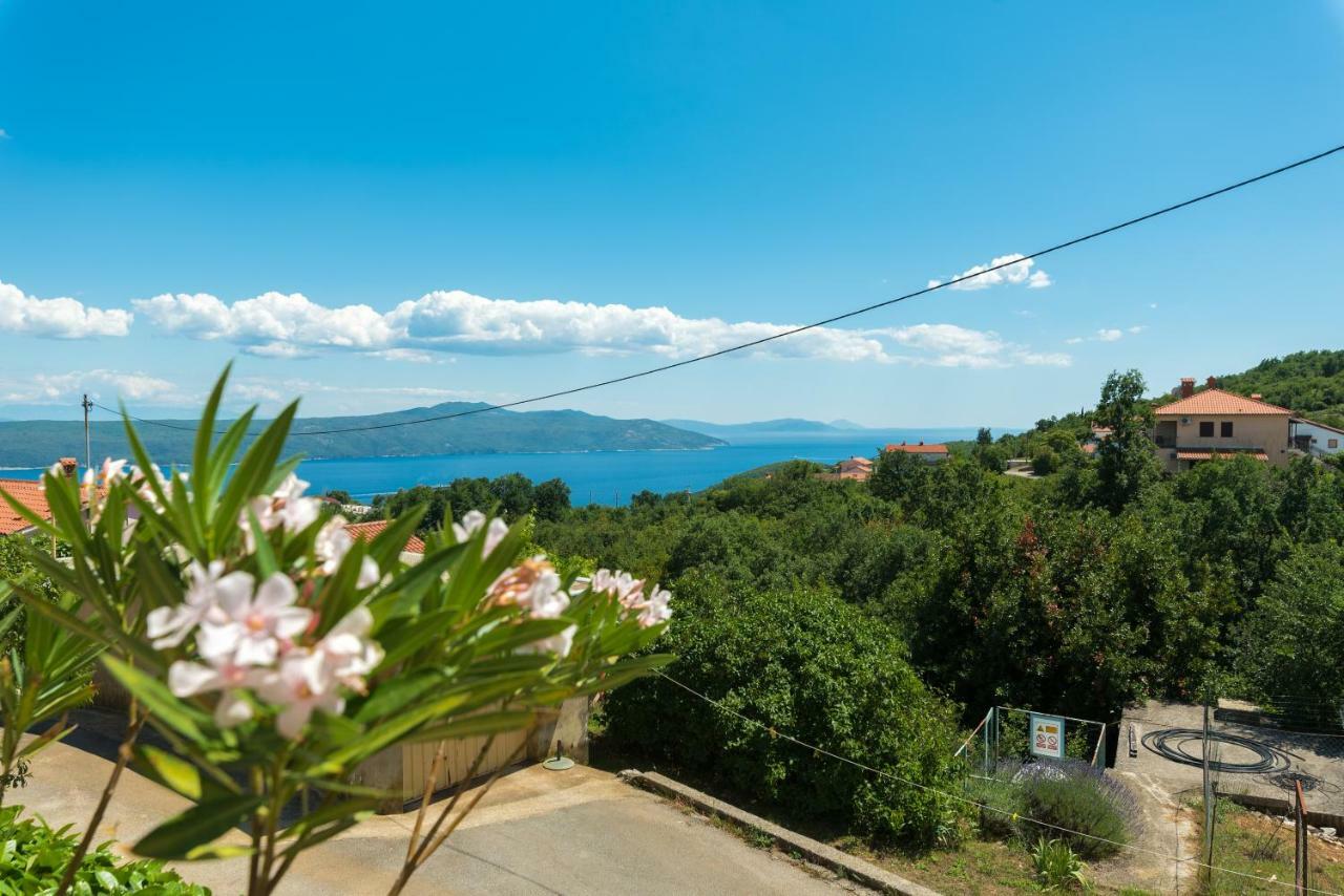 Apartman En Мощеничка-Драга Экстерьер фото